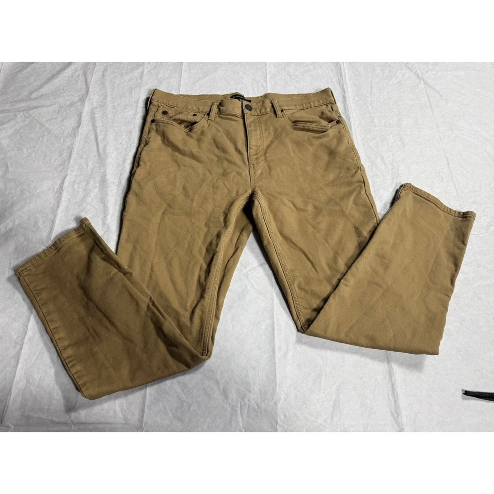 Banana Republic Traveler Pants Mens 36x32 Khaki Excellent Slim Fit Chino Stretch